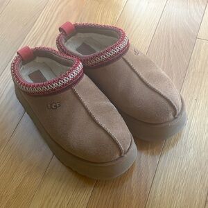 UGG Tasman Slippers with Red Accent